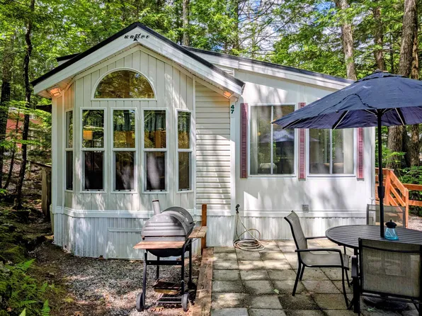 47 Overlook Road (aka Unit 15), Holderness, NH 03245