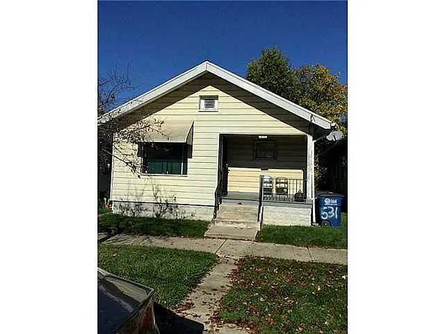 531 Spring St photo 1