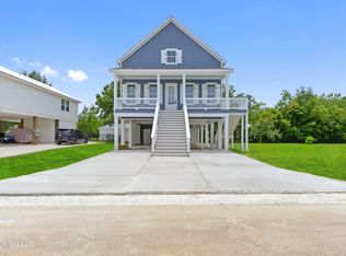 127 Aiken Rd, Waveland, MS 39576