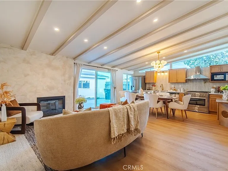 236 Mission Dr — Photo 6