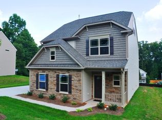 5517 Pinebrook Ln, Winston Salem, NC 27105