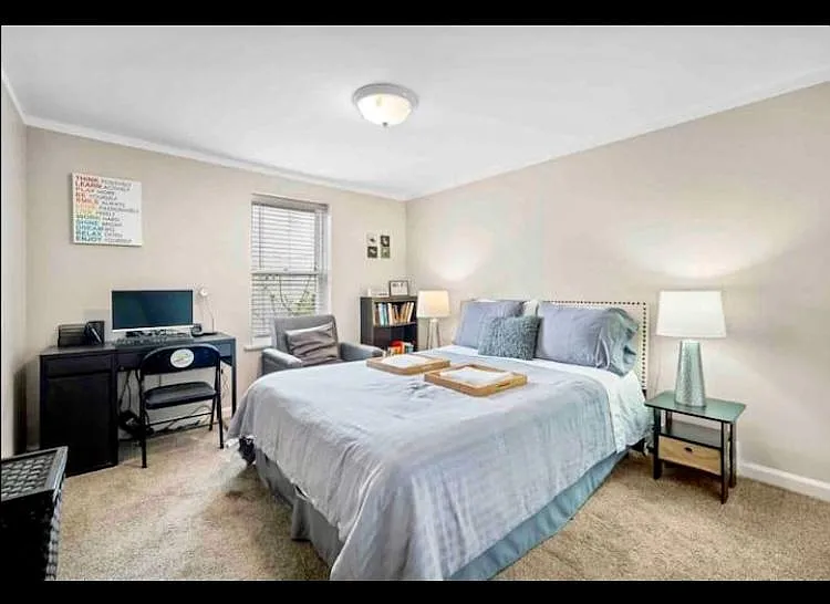 202 N Sacramento Ave #1 — Photo 9