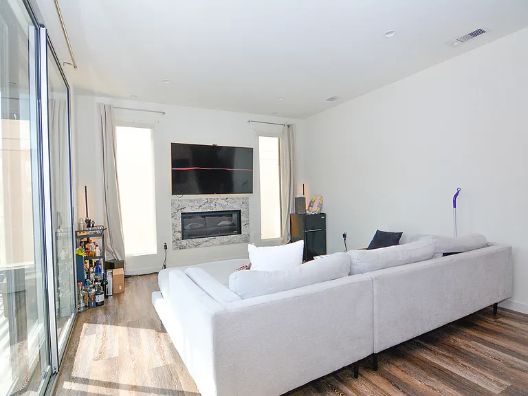 11254 Mississippi Ave #104A — Photo 15