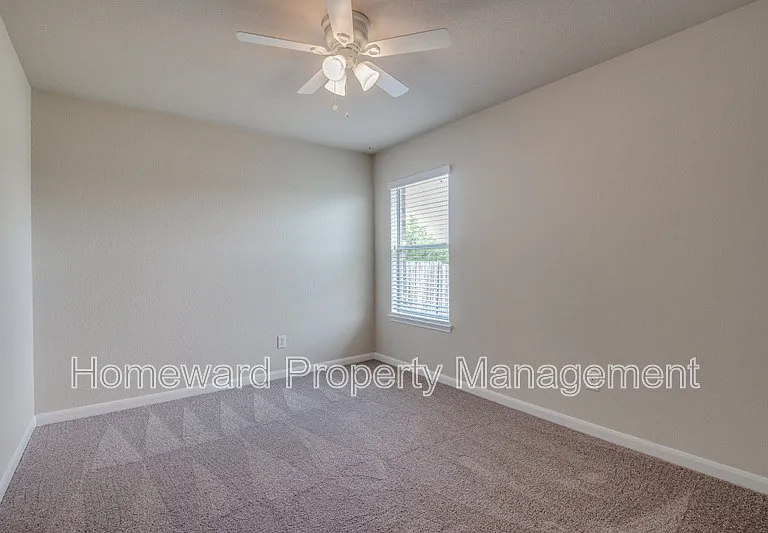 11728 Netleaf Ln — Photo 4