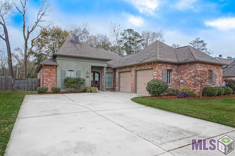 1st image of 14665 Wisteria Lakes Dr