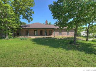 3898 Fox Run Rd, Mannford, OK 74044