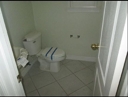 4th image of 10800 River Plantation Dr