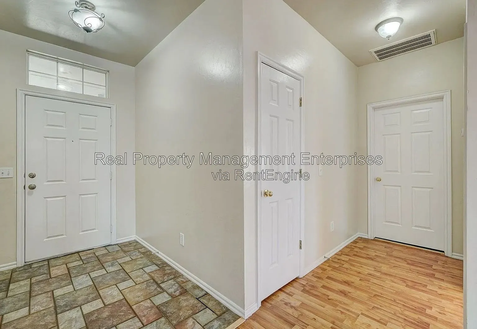 4 bed, 2.0 bath, 1949 sqft, $1,995 — Photo 2