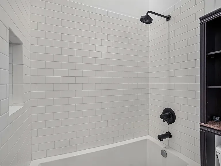 20-Primary Bath_05192026