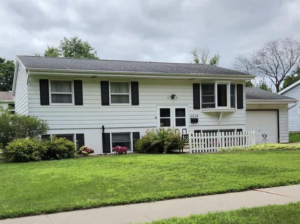 2018 Prairie Road, Madison, WI 53711
