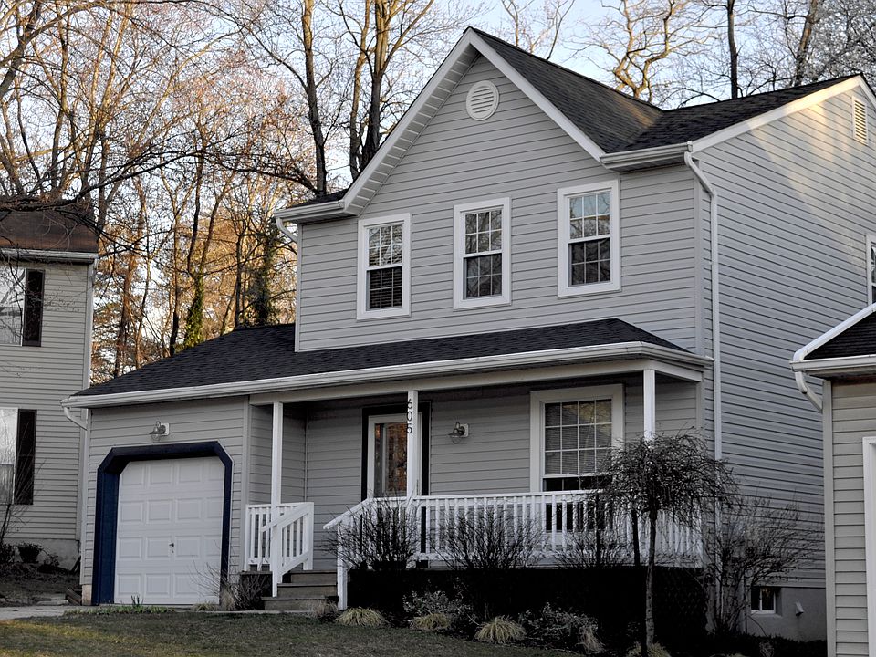 2nd image of 605 Wheat Mill Ct E