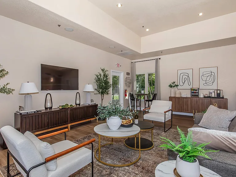 Palo Alto Place — Photo 16