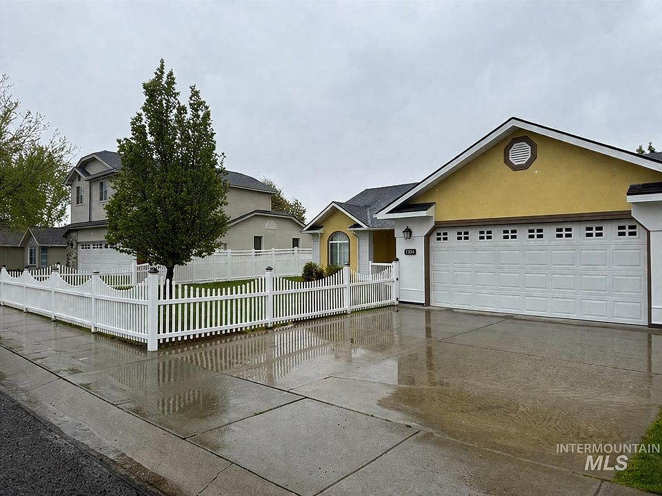 2nd image of 1450 Northern Pine Dr