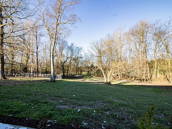 2nd image of 7970 Hanson Rd