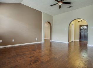 1107 Hanover Dr, Euless, TX 76040