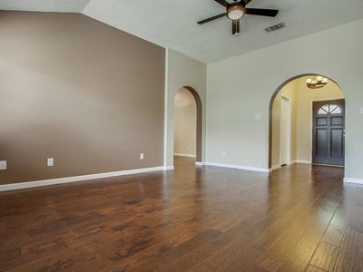 1107 Hanover Dr, Euless, TX, 76040