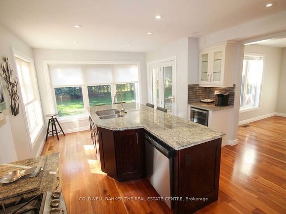 5th image of 11 Ramsden Cres