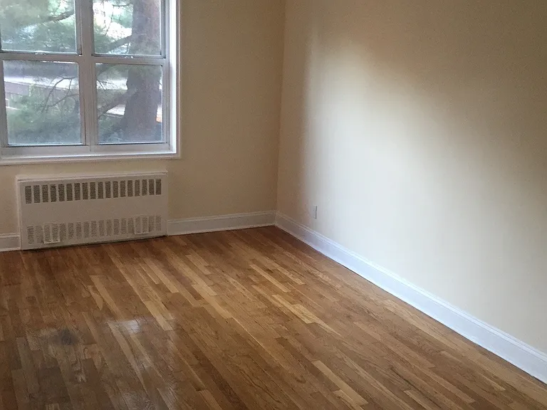 169 Bronx River Rd #R55R — Photo 2