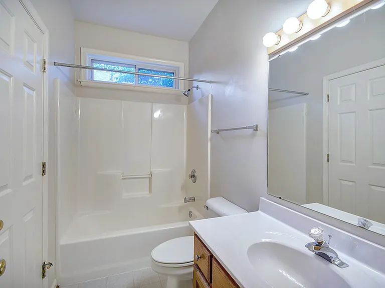 1497 Bremerton Ln — Photo 11