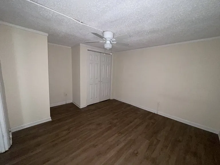 182 Chestnut St — Photo 11