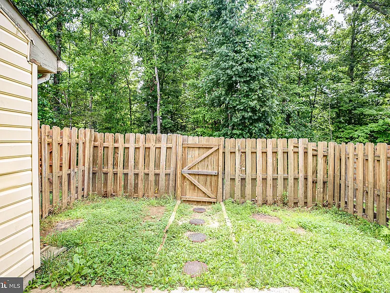 502 Wind Ridge Dr — Photo 26