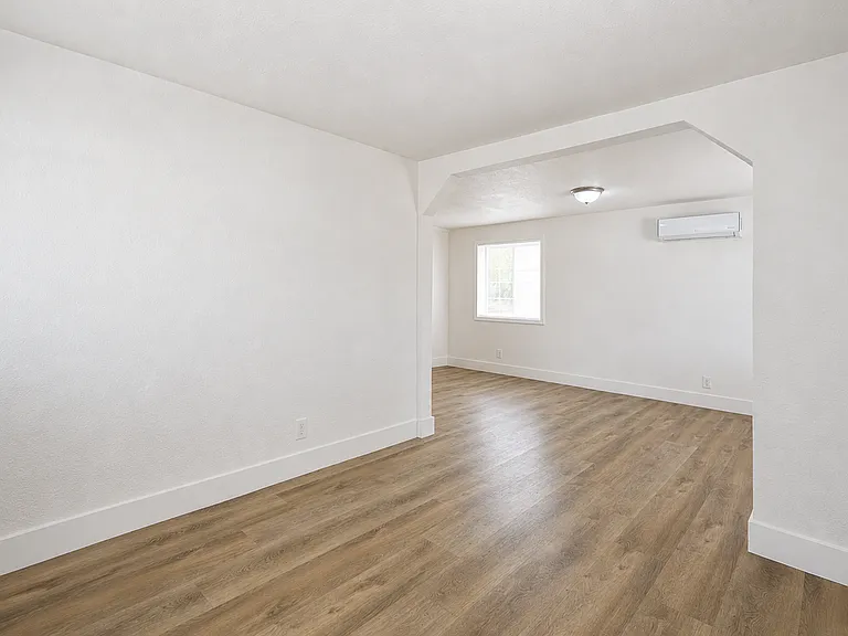 7752 Janet Ave — Photo 3