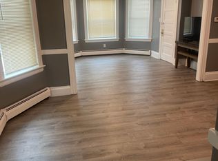 165 Camp St APT 1, Providence, RI 02906