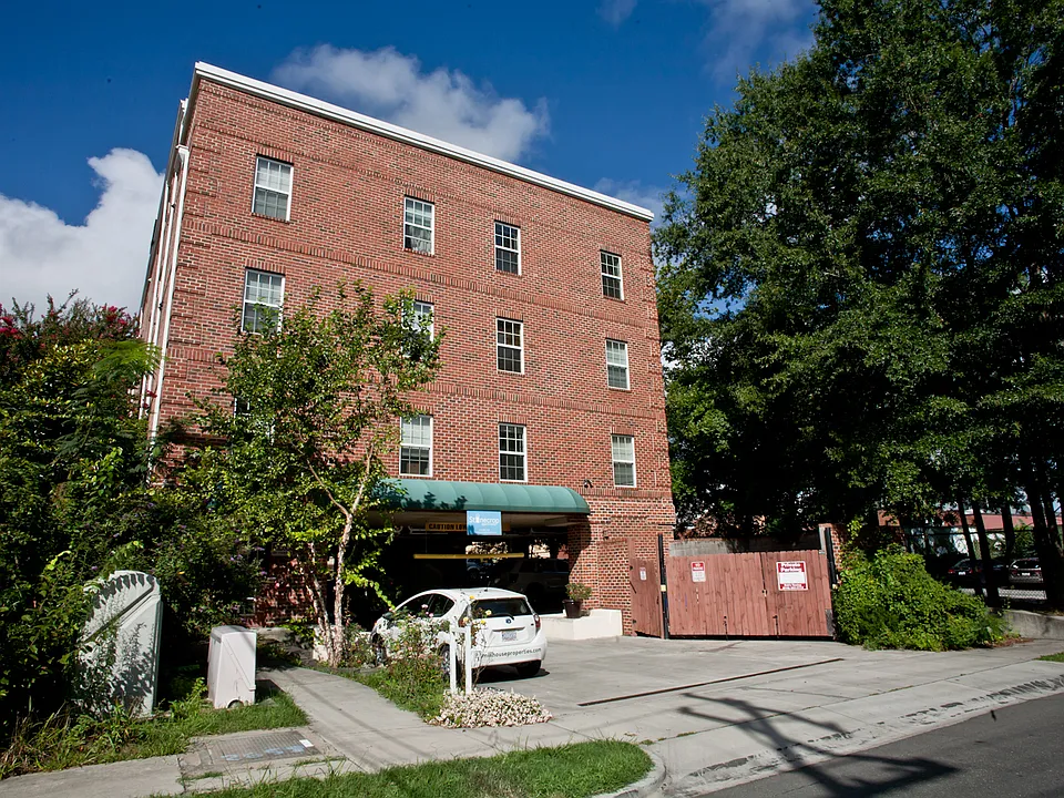 110 S Roberson St #3A