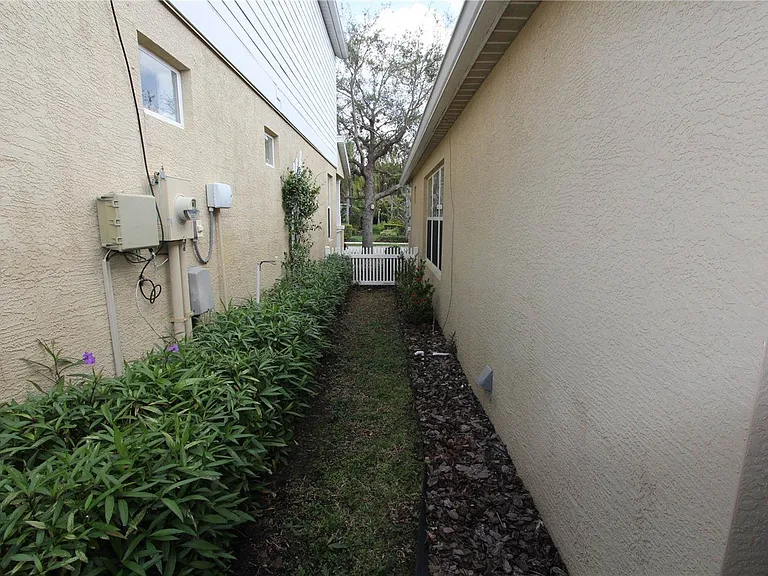 11717 Crawford Parrish Ln — Photo 20
