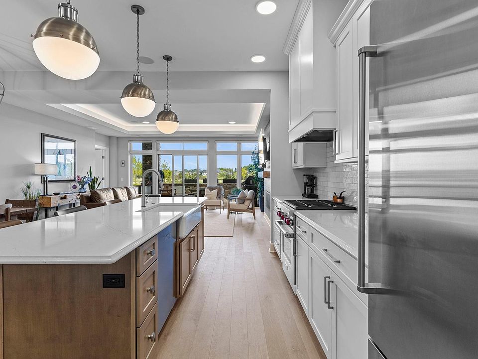 1st image of 1 Hill Farm Rd #101