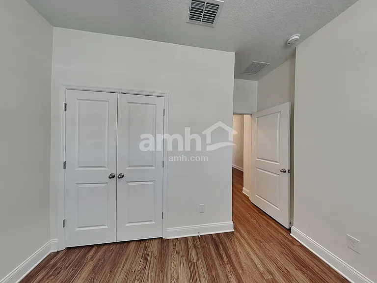 2470 Ixora Ct — Photo 17