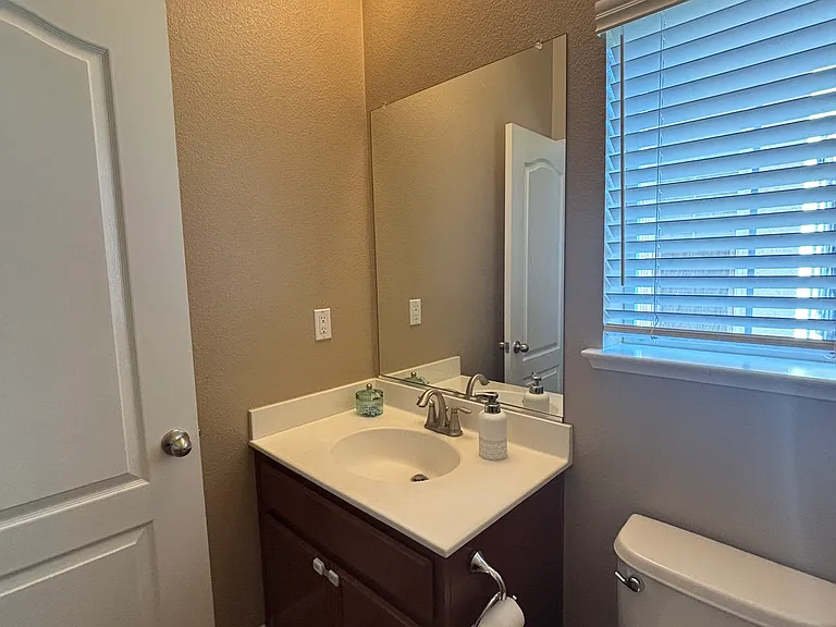 343 Carriage Ln — Photo 28