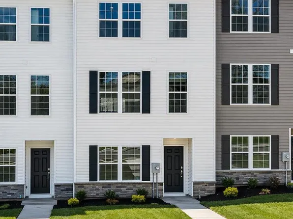 566 Swamp Creek Rd, Bechtelsville, PA 19505