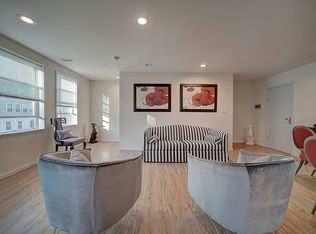 824 N 48th St, Philadelphia, PA 19139