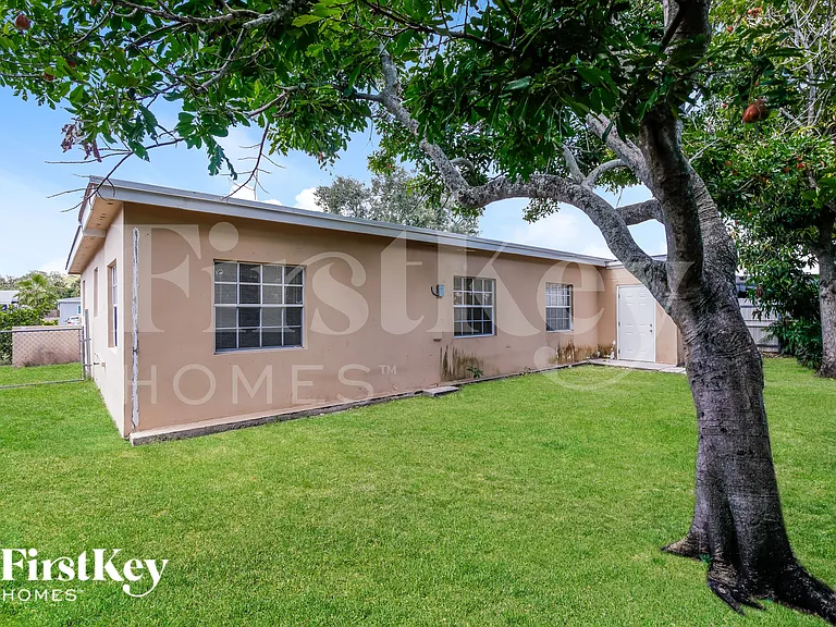 7925 Indigo St — Photo 18
