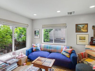 9823 W Regent St #D, Los Angeles, CA, 90034