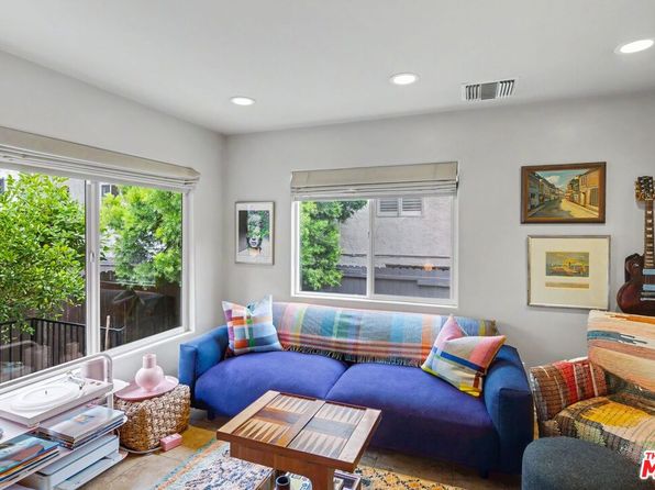 9823 W Regent St #D, Los Angeles, CA 90034