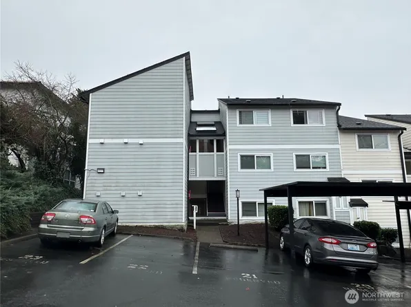 15210 Macadam Road S #D301, Tukwila, WA 98188