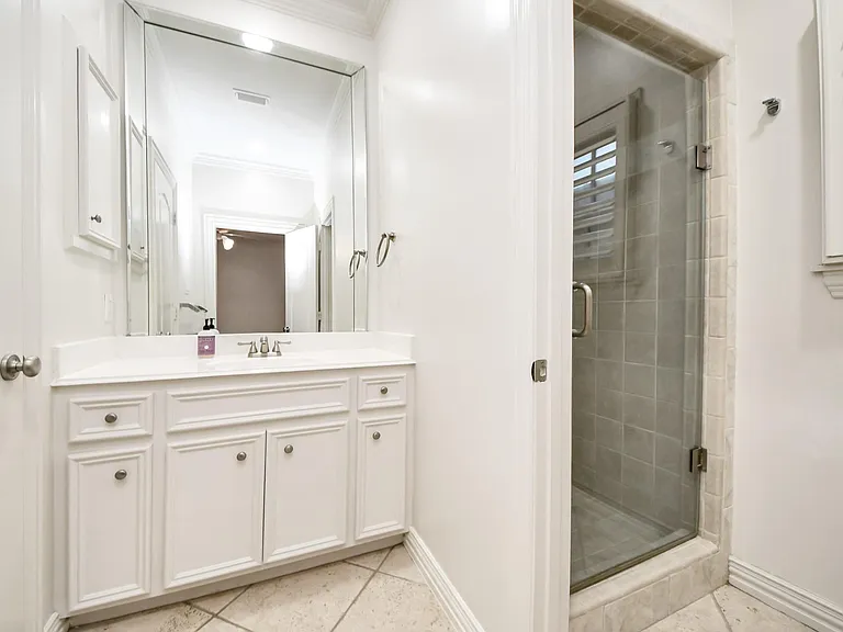 1912 Greenwich Place Dr — Photo 5