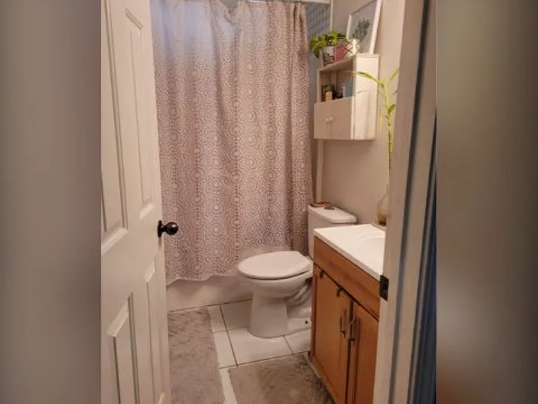 73 Ormond St SE — Photo 9
