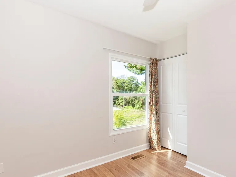 133 Hammershire Rd #C — Photo 14