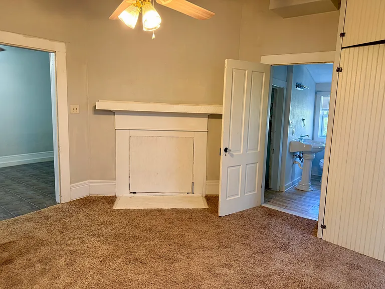 1209 C St #B — Photo 10