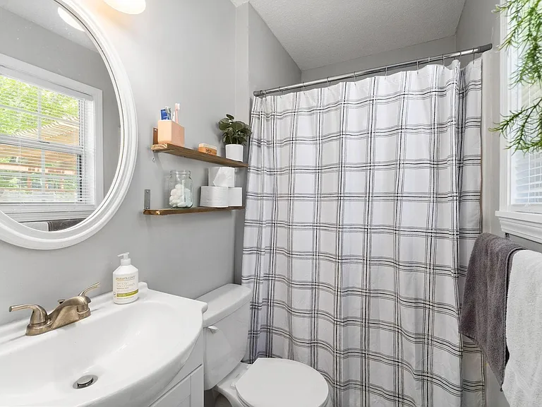 1740 Broadripple Dr — Photo 5