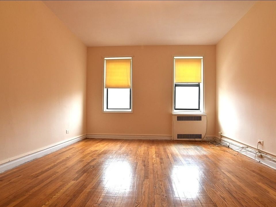 1st image of 2325 Ocean Ave #5A