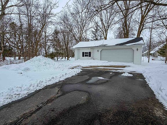 4th image of 511 W Pulaski St