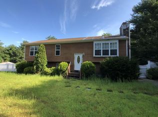 70 Alewife Rd, Plymouth, MA 02360