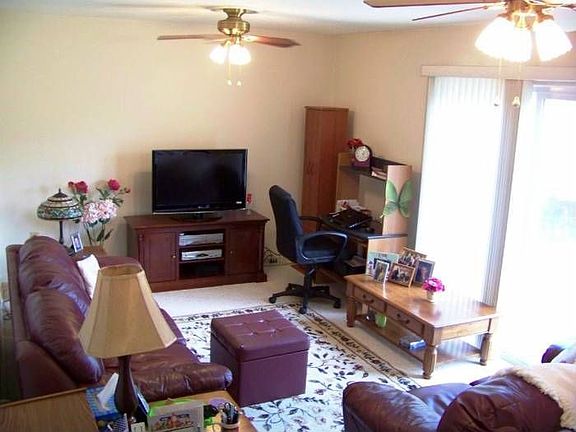 5th image of 14432 Park Dr