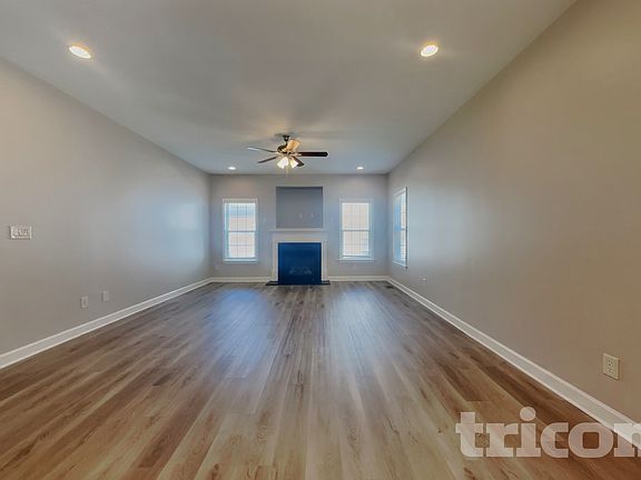 2nd image of 253 Water Mill Rd