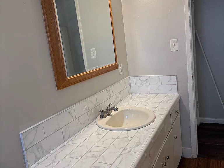 Upgraded Vanitytop