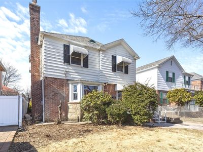75-34 193rd Street, Fresh Meadows, NY, 11366